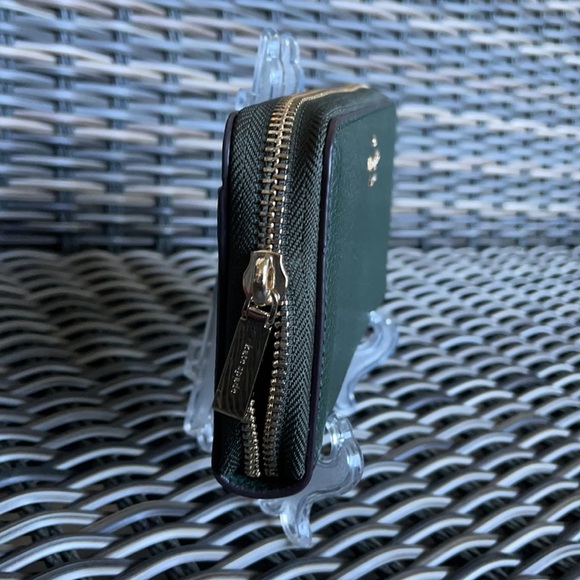 Kate Spade Leila Large Continental Wallet - Picture 4 of 16